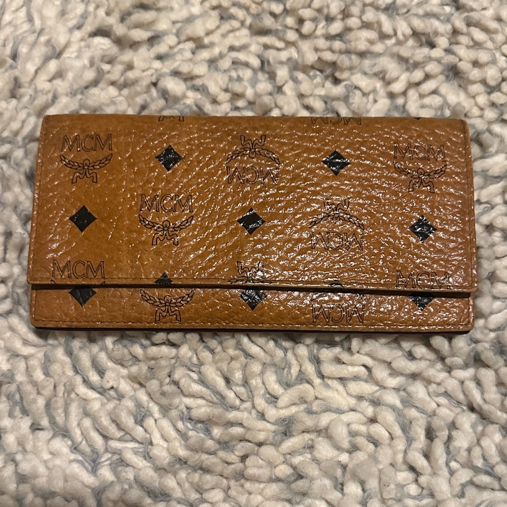 MCM Cognac Visetos Flap walllet leather interior Vintage Authentic age no damage